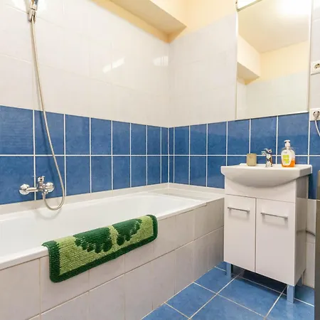 Modern Comfort In Jozsef Street By Nw Appartement