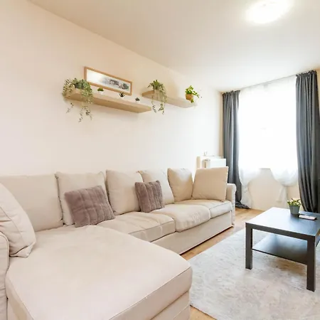 Modern Comfort In Jozsef Street By Nw Appartement